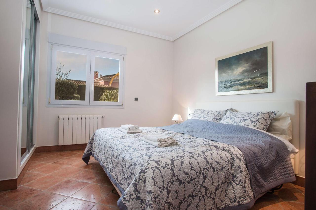 Yoko - Plusholidays Villa Calp